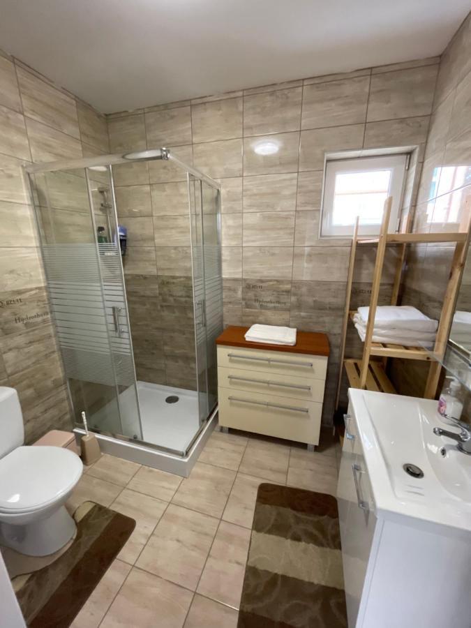 Sorrento Deluxe Apartment - Jacuzzi Siofok Exterior photo